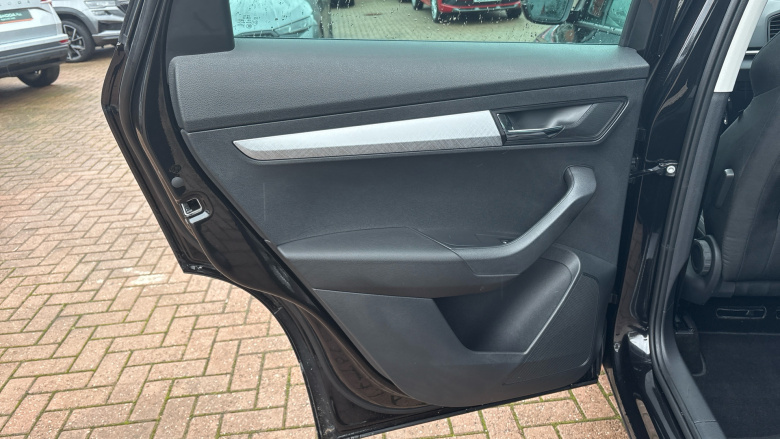 Skoda Karoq 1.5 TSI SE Drive 5dr DSG Petrol Estate